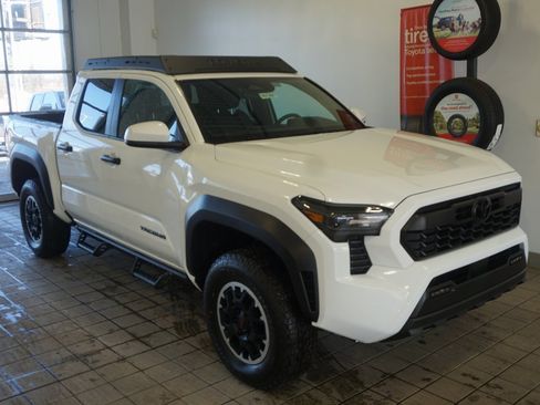 New 2026 Toyota Tacoma TRD Off-Road image 2