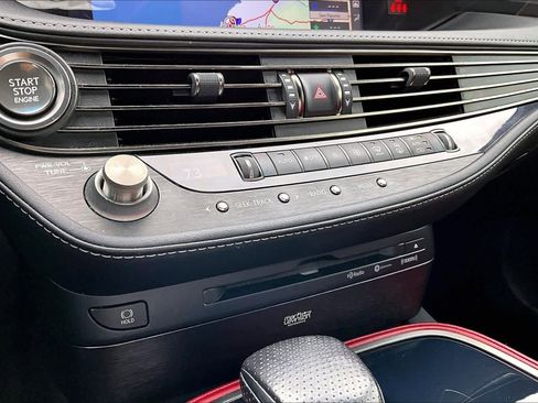 Used 2018 Lexus LS 500 F Sport w/ Accessory Package (Z2) image 34