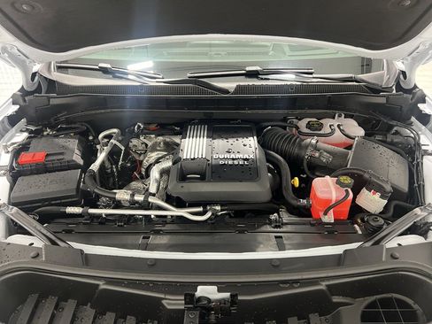 New 2026 Chevrolet Suburban High Country image 31