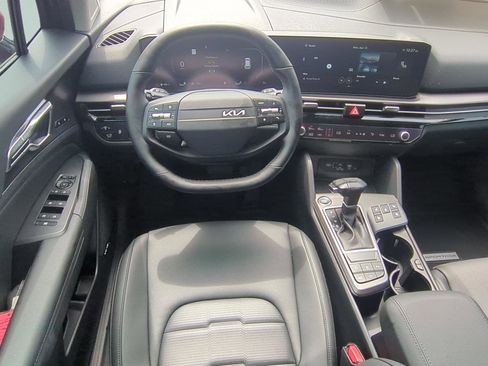 New 2026 Kia Sportage SX image 12
