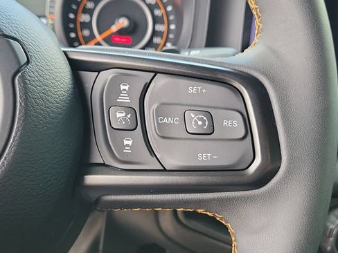 Used 2024 Jeep Wrangler Unlimited Sport AWD/4WD image 30
