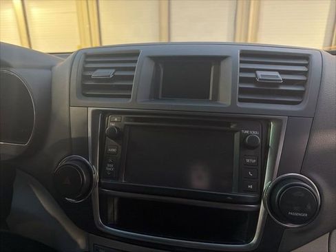 Used 2013 Toyota Highlander Plus image 13