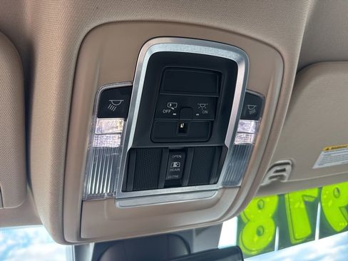 Used 2021 RAM 1500 Laramie image 26