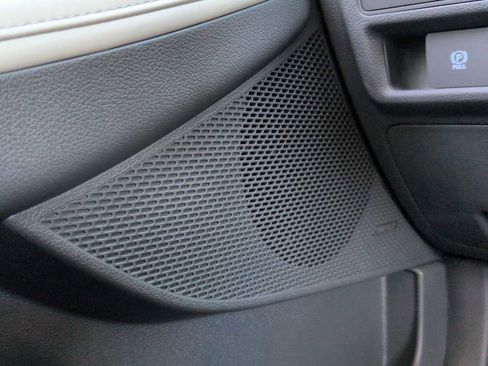 New 2025 Hyundai Sonata Limited image 32