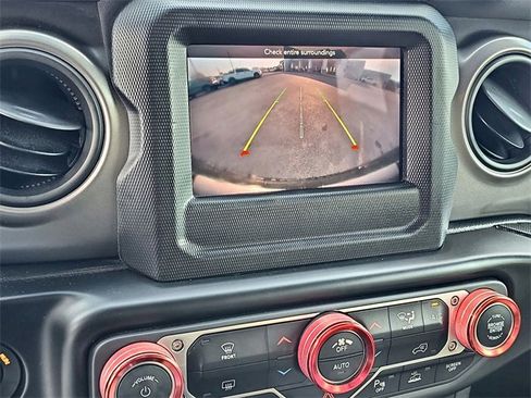 Used 2021 Jeep Wrangler Unlimited Sport image 26