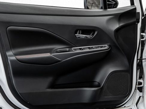 Used 2025 Nissan Versa SR w/ Trunk Package FWD image 18