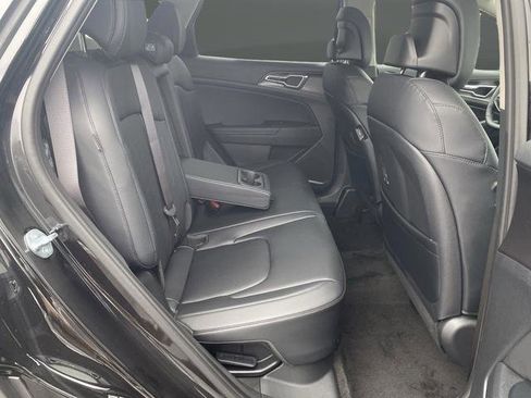 New 2026 Kia Sportage EX image 38