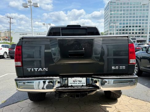 Used 2008 Nissan Titan SE AWD/4WD image 6