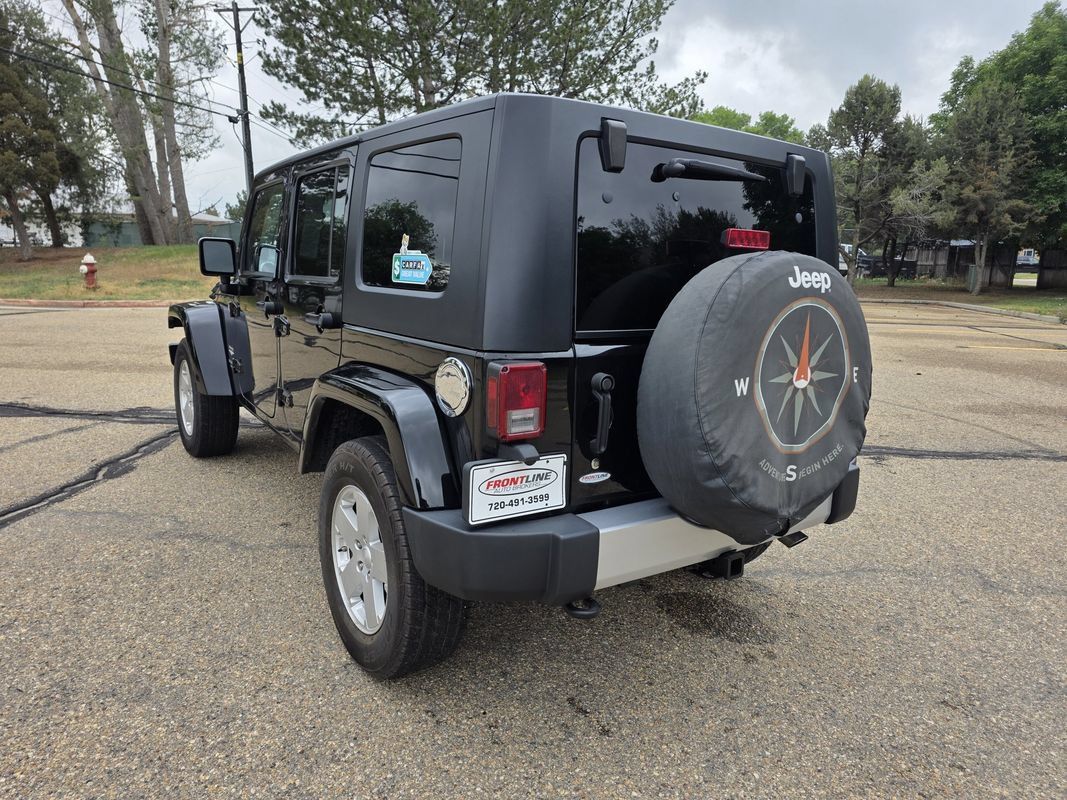 Used 2010 Jeep Wrangler Unlimited Sahara w/ Dual Top Group AWD/4WD image 4