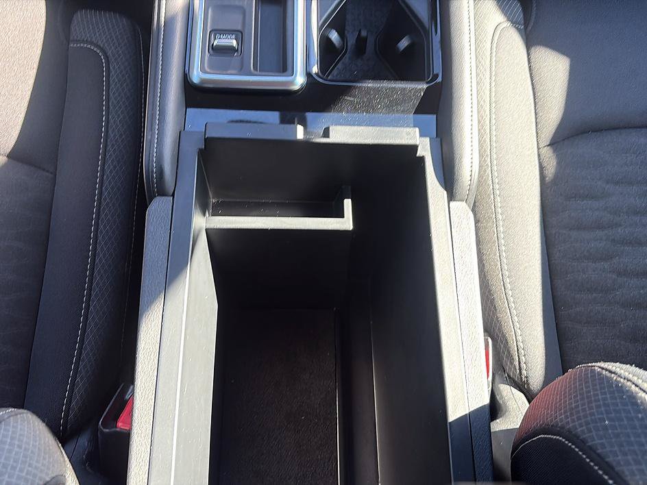 Certified 2025 Nissan Pathfinder SV FWD image 34