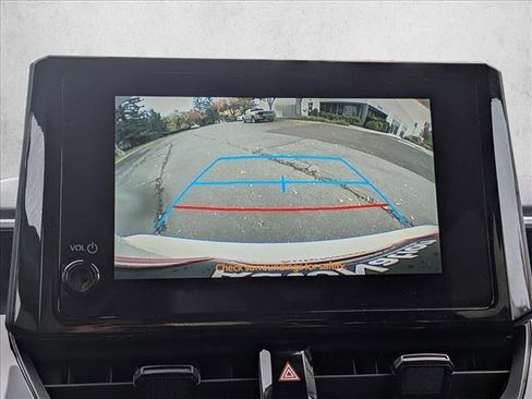 Used 2023 Toyota Corolla LE image 14