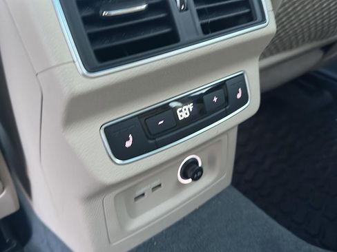 Used 2019 Audi Q5 2.0T Premium Plus w/ Premium Plus Package image 24