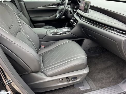 Certified 2025 INFINITI QX60 Autograph w/ Cargo Package image 11