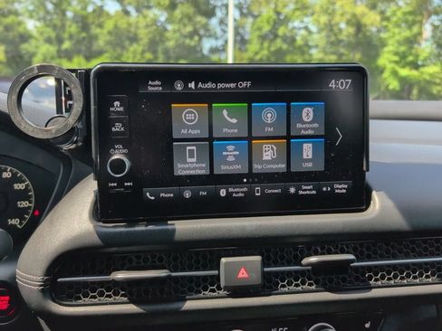 Used 2025 Honda HR-V EX-L image 17