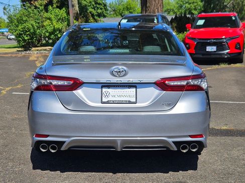 Used 2019 Toyota Camry XSE FWD image 4
