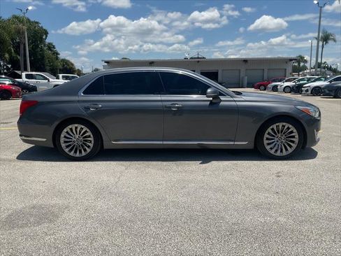 Used 2017 Genesis G90 5.0 Ultimate RWD image 12