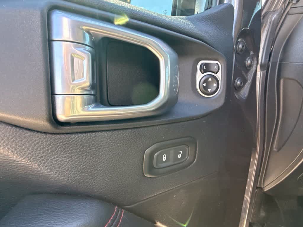 Used 2020 Jeep Wrangler Unlimited Rubicon AWD/4WD image 15