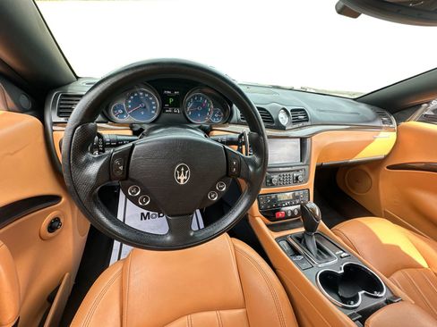 Used 2012 Maserati GranTurismo Convertible RWD image 14