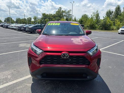 Used 2025 Toyota RAV4 LE FWD image 11