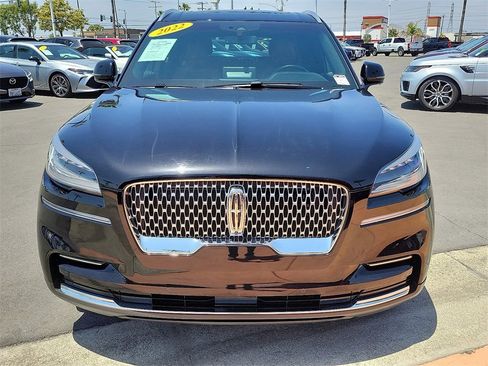 Used 2022 Lincoln Aviator Reserve image 4