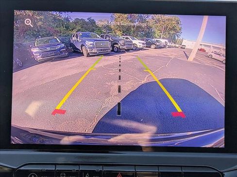 Used 2024 Jeep Compass Latitude image 14