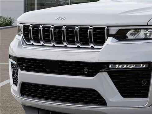 New 2026 Jeep Grand Cherokee L Summit AWD/4WD image 11