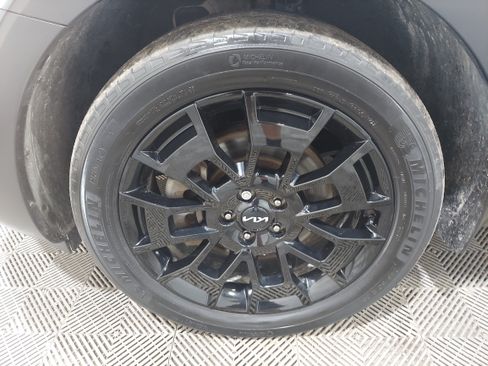 Used 2022 Kia Telluride SX AWD/4WD image 5