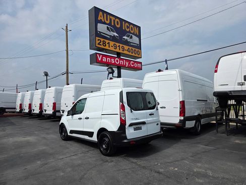 Used 2022 Ford Transit Connect XL FWD image 29
