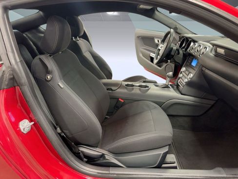 Used 2023 Ford Mustang Coupe image 31