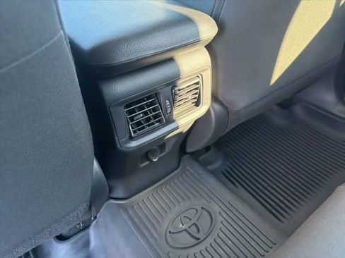 Used 2021 Toyota RAV4 LE image 20