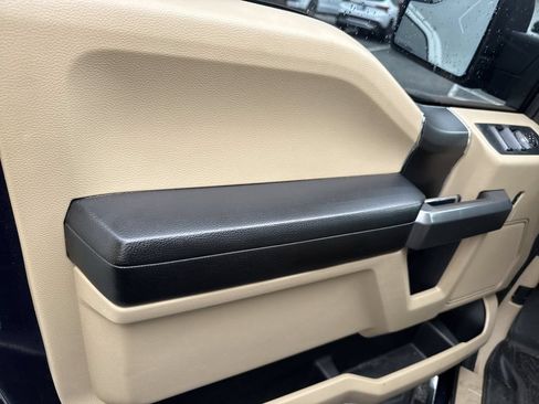 Used 2015 Ford F150 XLT w/ Equipment Group 301A Mid AWD/4WD image 14