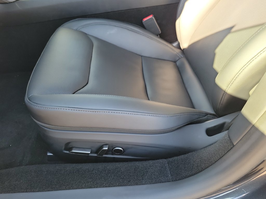 Used 2026 Tesla Model 3 RWD image 13