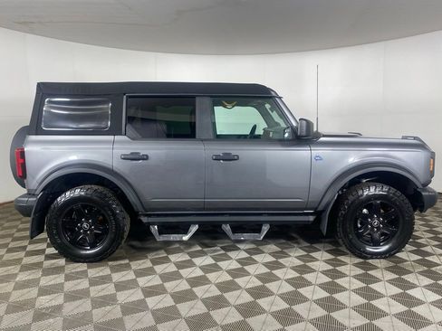 Used 2024 Ford Bronco Black Diamond image 5