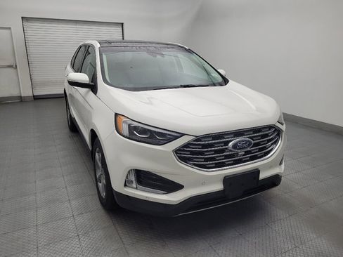 Used 2020 Ford Edge Titanium w/ Equipment Group 301A AWD/4WD image 14