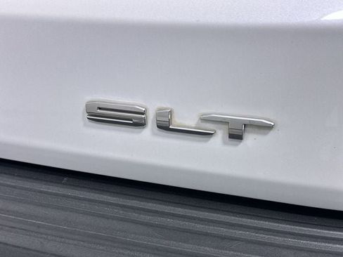 Used 2021 GMC Yukon SLT w/ SLT Luxury Plus Package AWD/4WD image 33