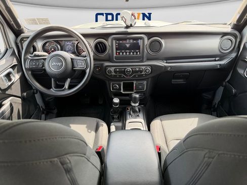 Used 2023 Jeep Gladiator Sport w/ Trailer Tow Package AWD/4WD image 21