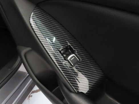 Used 2018 Honda Accord Sport image 27