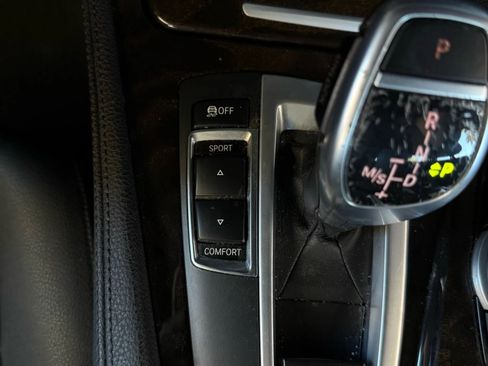 Used 2016 BMW 528i Sedan image 48