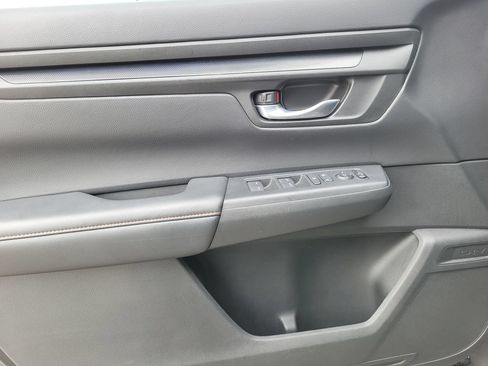 Used 2023 Honda CR-V Sport image 12