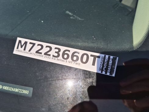 Used 2021 Kia Seltos S FWD image 33