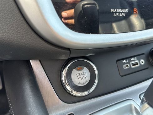 Used 2019 Nissan Murano SL image 8