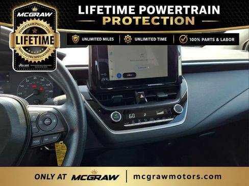 Used 2025 Toyota Corolla LE FWD image 18