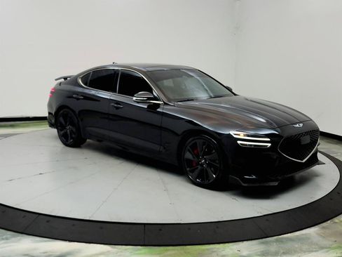 Used 2022 Genesis G70 3.3T RWD image 3