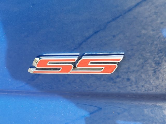 Used 2019 Chevrolet Camaro SS RWD image 38