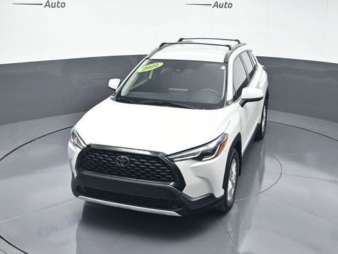 Used 2022 Toyota Corolla Cross LE FWD image 46