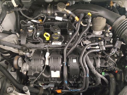 Used 2020 Ford Edge Titanium w/ Equipment Group 301A FWD image 30