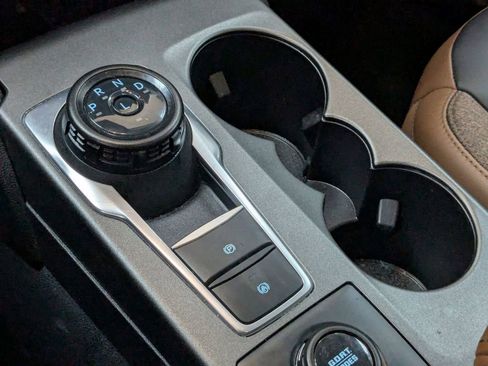 Used 2025 Ford Bronco Sport Outer Banks w/ Outer Banks Tech Package+ AWD/4WD image 18