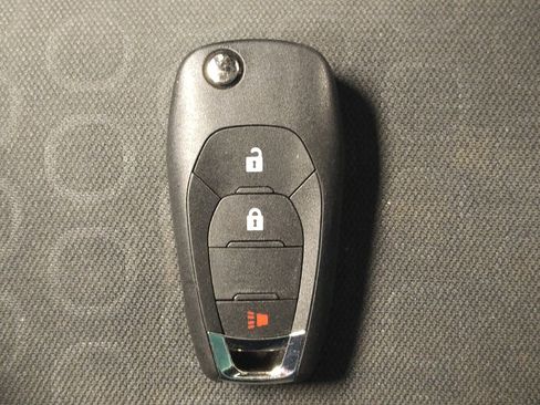 Used 2021 Chevrolet Trax LS w/ Tint and Cruise Package FWD image 32