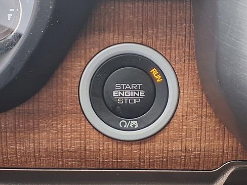 Used 2022 RAM 1500 Limited w/ Trailer Tow Group image 10