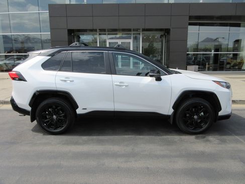 Used 2023 Toyota RAV4 XSE image 12